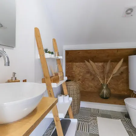 Cais Sodre Stylish Loft By Homing